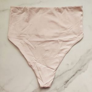 NWT SOMA VANISHING TUMMY RETRO THONG PANTY IN PEACH BLOSSOM SIZE MEDIUM